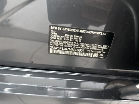 Used 2021 BMW 330i Sedan w/ M Sport Package image 34