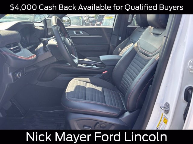 New 2026 Ford Explorer ST-Line w/ ST-Line Street Pack AWD/4WD image 2
