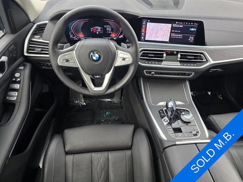 Used 2021 BMW X7 xDrive40i w/ Executive Package 2 AWD/4WD image 13