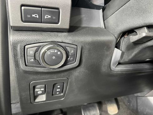 Used 2020 Ford F150 XLT w/ Equipment Group 302A Luxury AWD/4WD image 13