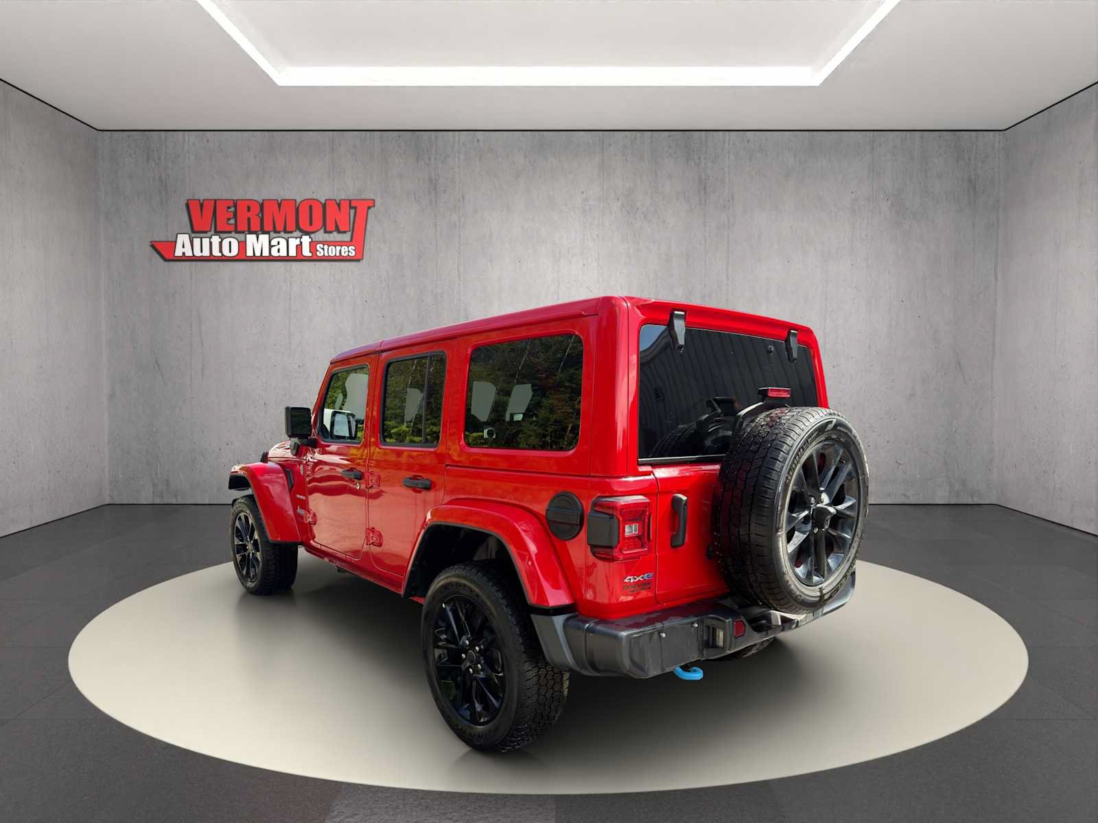 Used 2024 Jeep Wrangler Unlimited Sahara AWD/4WD image 6