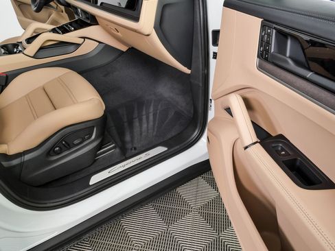 New 2026 Porsche Cayenne S AWD/4WD image 27