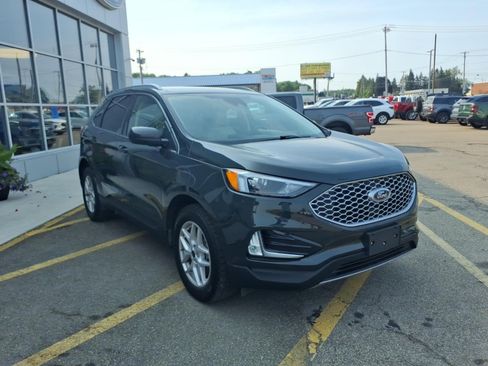 Used 2023 Ford Edge SEL w/ Convenience Package AWD/4WD image 8