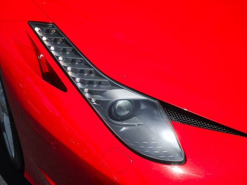 Certified 2013 Ferrari 458 Italia Base image 12