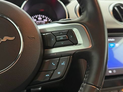 Used 2022 Ford Mustang GT RWD image 29
