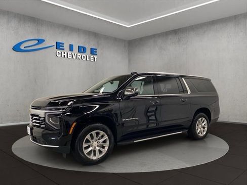 New 2026 Chevrolet Suburban Premier AWD/4WD image 6