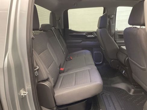 Used 2023 GMC Sierra 1500 SLE image 24