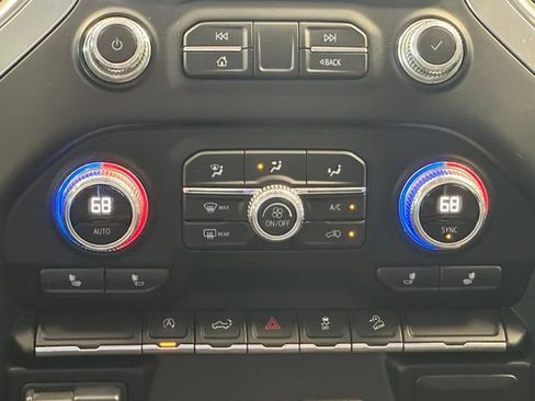 Used 2019 GMC Sierra 1500 SLE w/ SLE Value Package AWD/4WD image 15