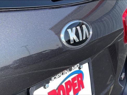 Used 2019 Kia Sorento FWD image 29