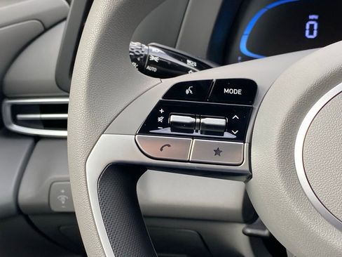 New 2026 Hyundai Elantra SE FWD image 16