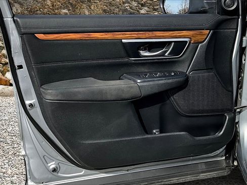 Used 2018 Honda CR-V EX image 19