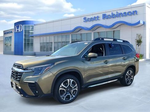 Used 2023 Subaru Ascent Limited AWD/4WD image 2