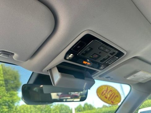 Used 2026 Toyota Grand Highlander FWD image 31