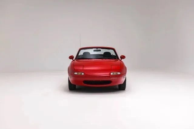 Used 1990 MAZDA MX-5 Miata RWD image 8