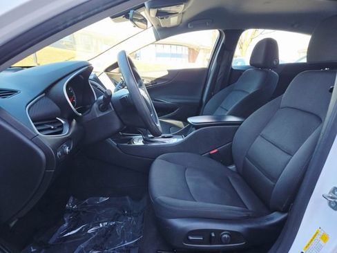 Used 2020 Chevrolet Malibu LS w/ Driver Confidence Package II image 15