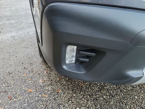 Used 2022 Subaru Outback Limited image 5