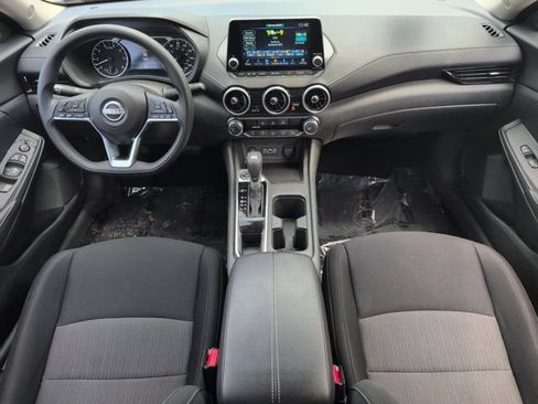 Used 2025 Nissan Sentra SV FWD image 25