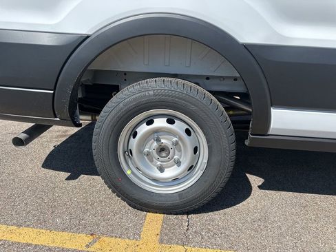 New 2026 Ford Transit 250 148 Medium Roof image 7