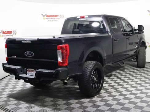 Used 2019 Ford F250 XLT w/ XLT Premium Package AWD/4WD image 5