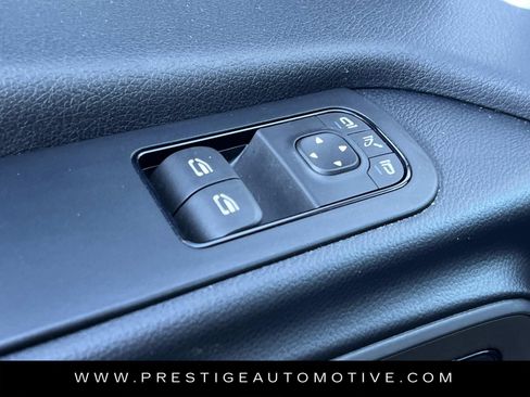 Used 2024 Mercedes-Benz Sprinter 2500 image 18