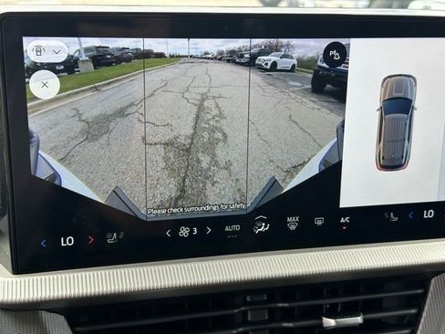 Used 2025 Ford Explorer ST AWD/4WD image 28