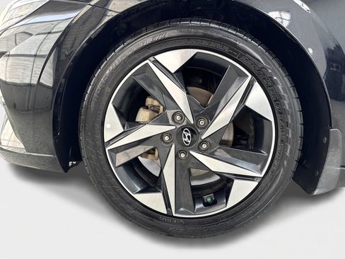 Used 2022 Hyundai Elantra Limited FWD image 48