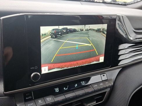 Certified 2025 Toyota Camry SE image 17