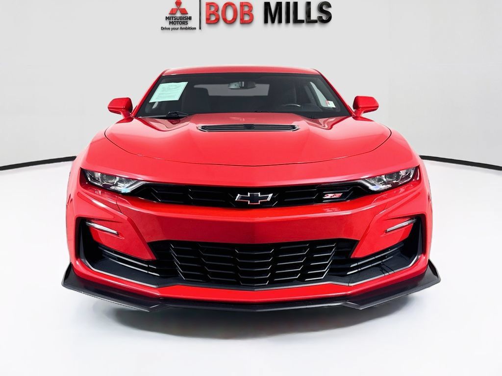 Used 2021 Chevrolet Camaro SS RWD image 2