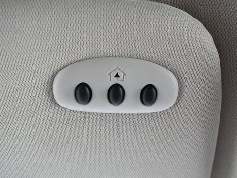 Used 2024 Ford Edge Titanium image 32