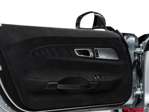 Used 2021 Mercedes-Benz AMG GT Black Series image 32