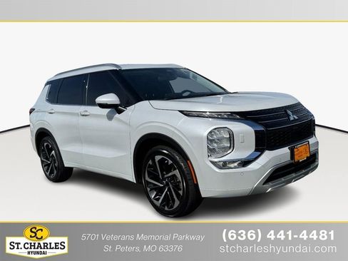 Used 2022 Mitsubishi Outlander SEL image 1