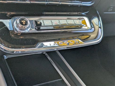 Used 2024 Lincoln Corsair FWD image 24