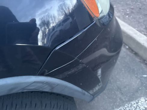 Used 2011 Jeep Grand Cherokee Laredo image 12