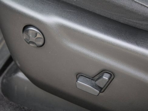 Used 2017 Jeep Grand Cherokee Laredo w/ Quick Order Package 2BE image 20