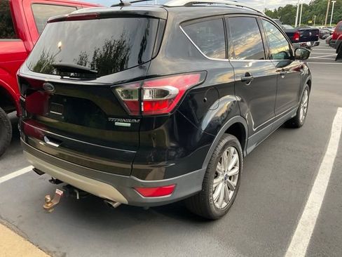 Used 2017 Ford Escape Titanium FWD image 5