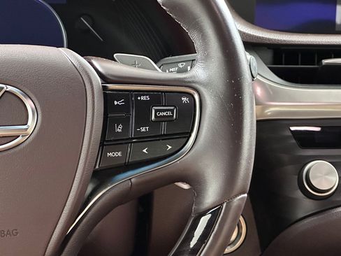 Used 2021 Lexus ES 350 w/ Premium Package image 16