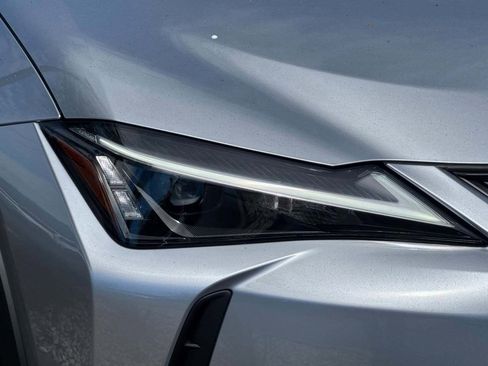New 2026 Lexus UX 300h FWD image 10