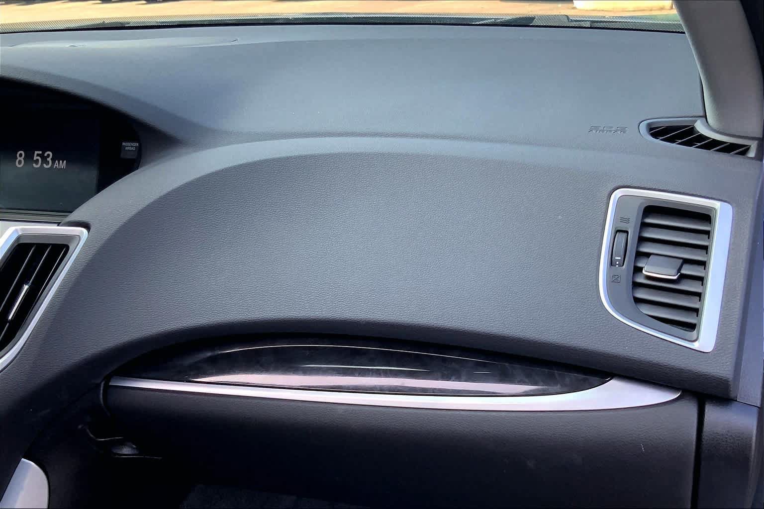 Used 2019 Acura TLX FWD image 18