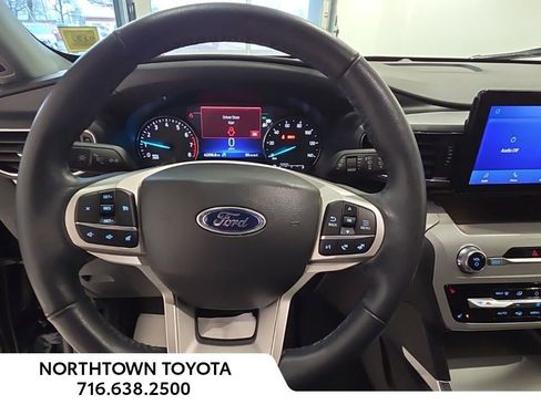 Used 2023 Ford Explorer XLT w/ Equipment Group 202A image 11