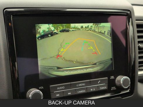 Used 2024 Nissan Frontier SV w/ SV Convenience Package image 18