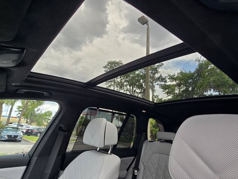 New 2026 BMW X5 xDrive40i w/ M Sport Package AWD/4WD image 28