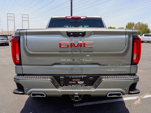 New 2026 GMC Sierra 1500 Denali w/ Technology Package AWD/4WD image 9