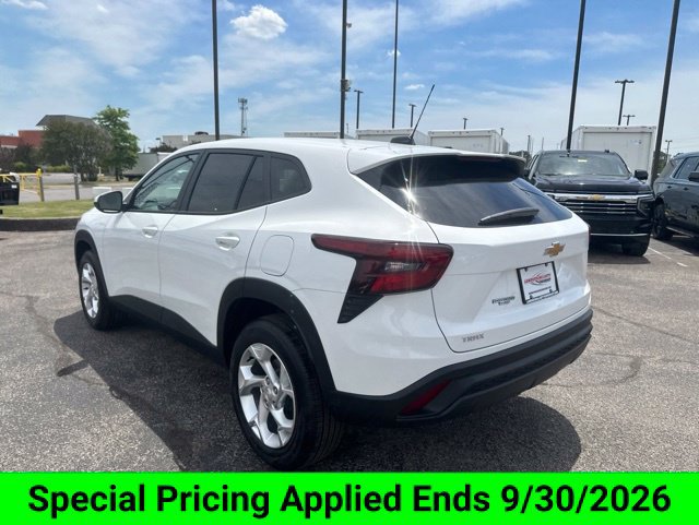 New 2026 Chevrolet Trax LS w/ LS Convenience Package FWD image 6