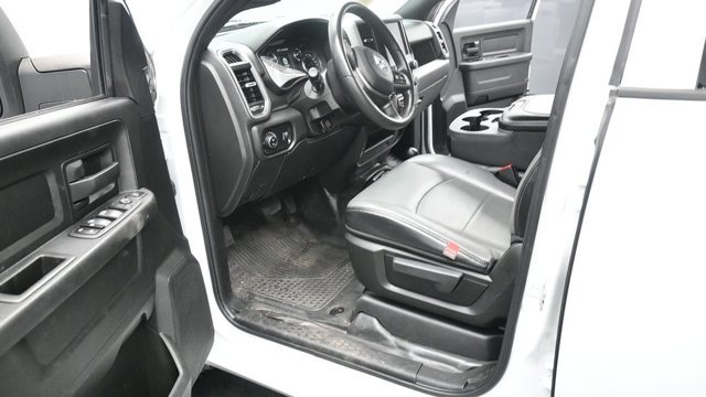 Used 2024 RAM 2500 Tradesman w/ Chrome Appearance Group AWD/4WD image 10