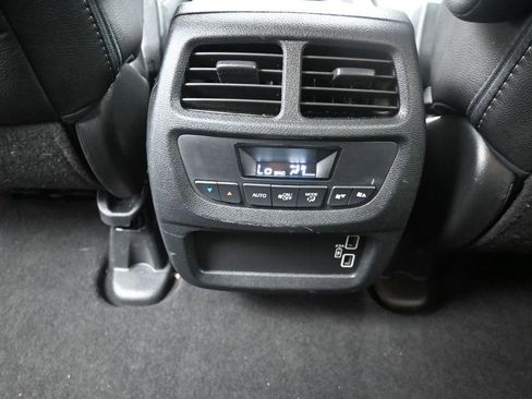 Used 2022 Honda Pilot Special Edition image 16