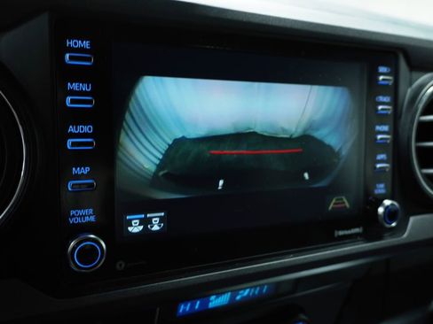 Used 2023 Toyota Tacoma TRD Sport w/ Advanced Technology Package image 24