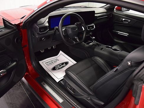 Used 2024 Ford Mustang GT Premium image 14