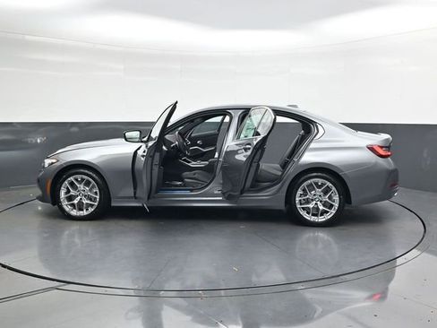 New 2026 BMW 330i xDrive Sedan w/ Premium Package image 35