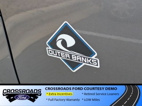 New 2025 Ford Bronco Sport Outer Banks image 9