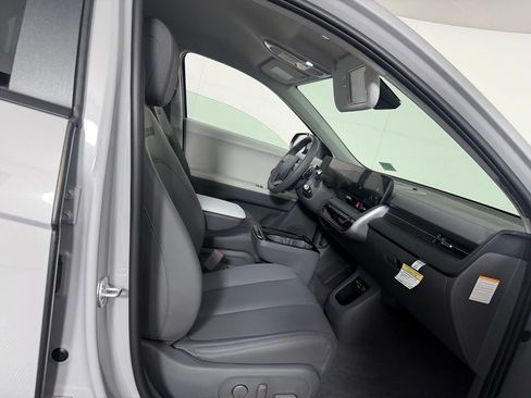 Used 2026 Hyundai Ioniq 5 SEL RWD image 31